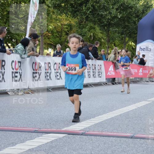 06.09.2026 - CURREX Alsterlauf Yannick Fuchs http://msf.ph/oto/10228800 06.09.2026 10:55:26 Ziel 156, 181, 198, 199, 232, 242, 291, 368, 369, 396, 435, 439, 441 meine-sportfotos.de