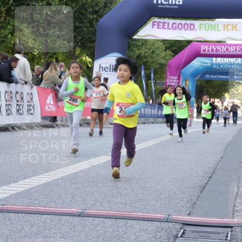 06.09.2026 - CURREX Alsterlauf Yannick Fuchs http://msf.ph/oto/10228836 06.09.2026 10:55:51 Ziel 245, 366, 395, 410 meine-sportfotos.de