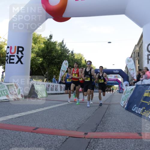 06.09.2026 - CURREX Alsterlauf Yannick Fuchs http://msf.ph/oto/10228922 06.09.2026 11:03:58 Ziel 63, 64, 71, 75, 78, 86, 87 meine-sportfotos.de