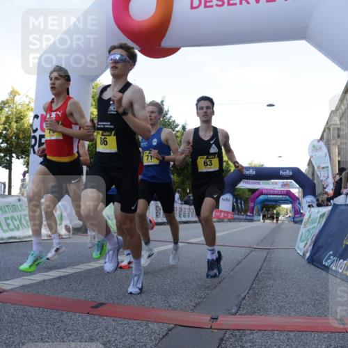 06.09.2026 - CURREX Alsterlauf Yannick Fuchs http://msf.ph/oto/10228927 06.09.2026 11:03:59 Ziel 63, 64, 71, 75, 78, 86, 87 meine-sportfotos.de