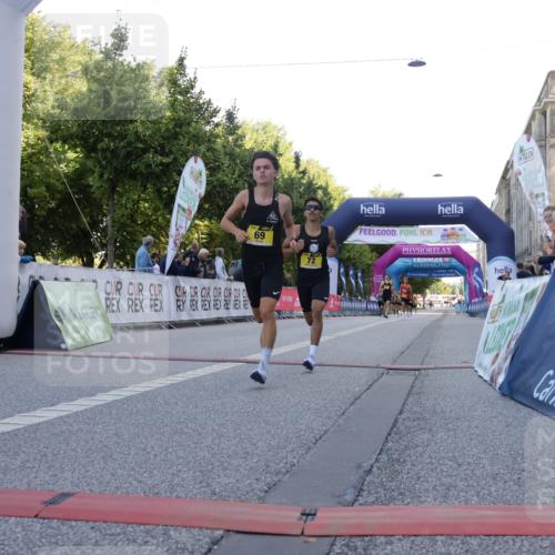 06.09.2026 - CURREX Alsterlauf Yannick Fuchs http://msf.ph/oto/10228950 06.09.2026 11:04:12 Ziel 55, 56, 66, 68, 69, 72, 76, 81, 90 meine-sportfotos.de