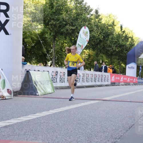 06.09.2026 - CURREX Alsterlauf Yannick Fuchs http://msf.ph/oto/10228988 06.09.2026 11:04:32 Ziel 70, 79, 80 meine-sportfotos.de