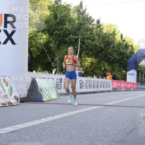 06.09.2026 - CURREX Alsterlauf Yannick Fuchs http://msf.ph/oto/10228993 06.09.2026 11:04:45 Ziel 62 meine-sportfotos.de