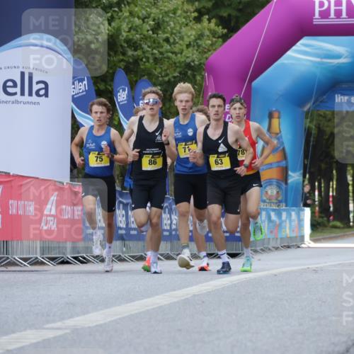 06.09.2026 - CURREX Alsterlauf Yannick Fuchs http://msf.ph/oto/10229010 06.09.2026 11:07:03 Ziel 63, 71, 86 meine-sportfotos.de