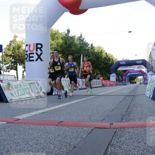 06.09.2026 - CURREX Alsterlauf Yannick Fuchs http://msf.ph/oto/10229019 06.09.2026 11:07:08 Ziel 63, 64, 71, 75, 78, 86, 87 meine-sportfotos.de