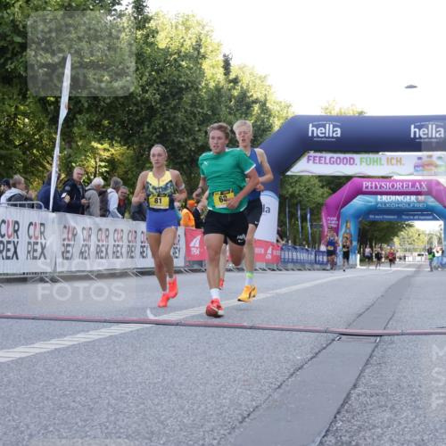 06.09.2026 - CURREX Alsterlauf Yannick Fuchs http://msf.ph/oto/10229040 06.09.2026 11:07:23 Ziel 56, 66, 68, 76, 81 meine-sportfotos.de