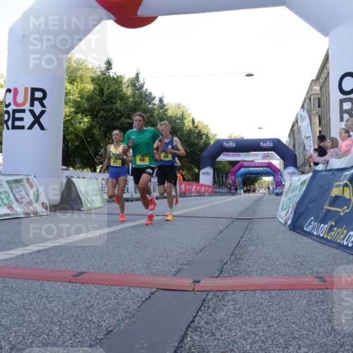 06.09.2026 - CURREX Alsterlauf Yannick Fuchs http://msf.ph/oto/10229043 06.09.2026 11:07:24 Ziel 56, 66, 68, 76, 81 meine-sportfotos.de