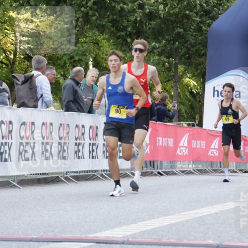 06.09.2026 - CURREX Alsterlauf Yannick Fuchs http://msf.ph/oto/10229053 06.09.2026 11:07:29 Ziel 55, 56, 66, 68, 69, 76, 81, 90 meine-sportfotos.de