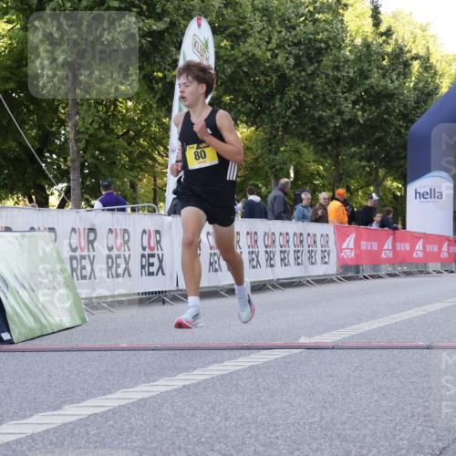 06.09.2026 - CURREX Alsterlauf Yannick Fuchs http://msf.ph/oto/10229093 06.09.2026 11:08:13 Ziel 80 meine-sportfotos.de