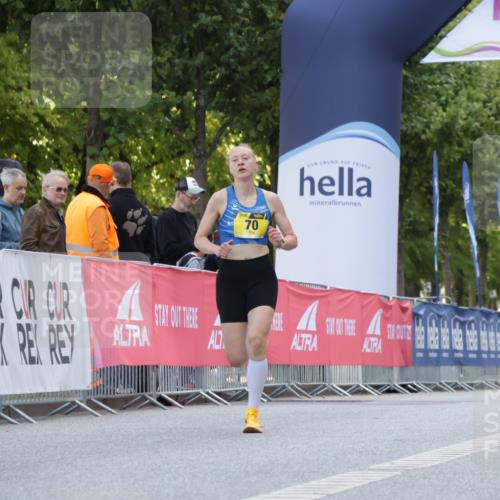 06.09.2026 - CURREX Alsterlauf Yannick Fuchs http://msf.ph/oto/10229095 06.09.2026 11:08:16 Ziel 70, 80 meine-sportfotos.de