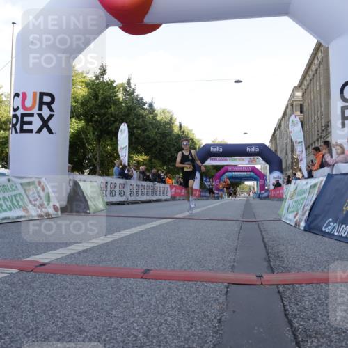 06.09.2026 - CURREX Alsterlauf Yannick Fuchs http://msf.ph/oto/10229149 06.09.2026 11:16:13 Ziel 71, 78, 80, 86 meine-sportfotos.de