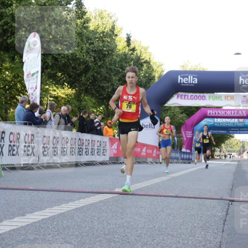 06.09.2026 - CURREX Alsterlauf Yannick Fuchs http://msf.ph/oto/10229159 06.09.2026 11:16:16 Ziel 62, 63, 71, 78, 80, 86, 87 meine-sportfotos.de