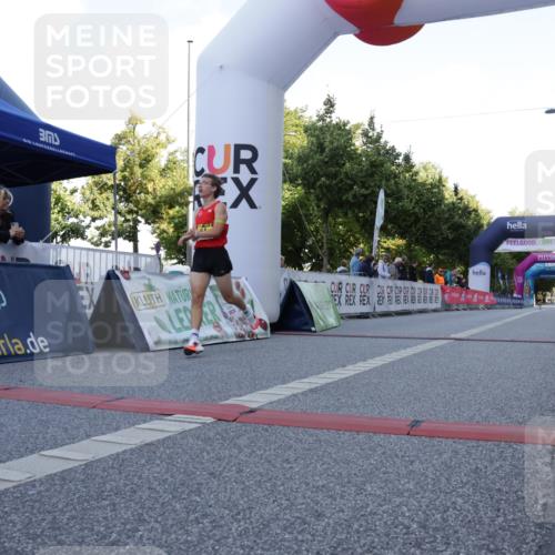06.09.2026 - CURREX Alsterlauf Yannick Fuchs http://msf.ph/oto/10229197 06.09.2026 11:16:39 Ziel 64 meine-sportfotos.de