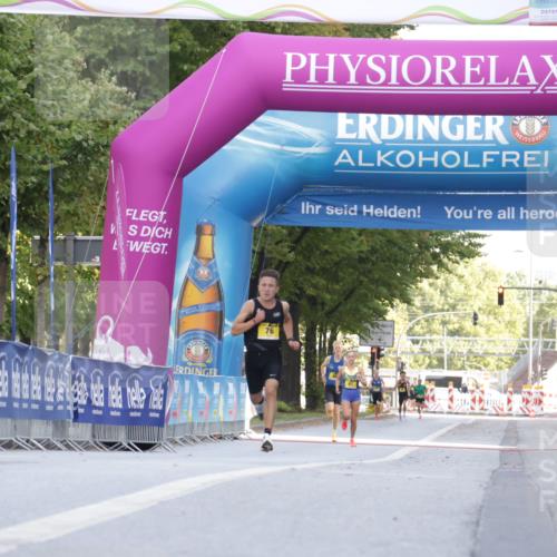 06.09.2026 - CURREX Alsterlauf Yannick Fuchs http://msf.ph/oto/10229213 06.09.2026 11:17:03 Ziel  meine-sportfotos.de