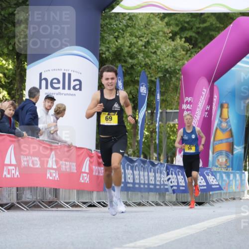 06.09.2026 - CURREX Alsterlauf Yannick Fuchs http://msf.ph/oto/10229245 06.09.2026 11:17:33 Ziel 69 meine-sportfotos.de