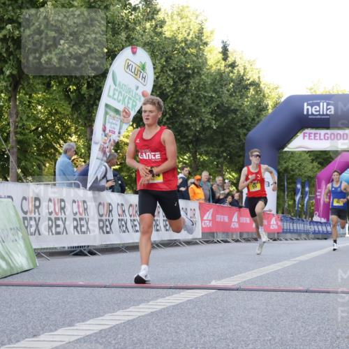 06.09.2026 - CURREX Alsterlauf Yannick Fuchs http://msf.ph/oto/10229296 06.09.2026 11:17:57 Ziel 51, 55, 67, 72, 90, 1074 meine-sportfotos.de