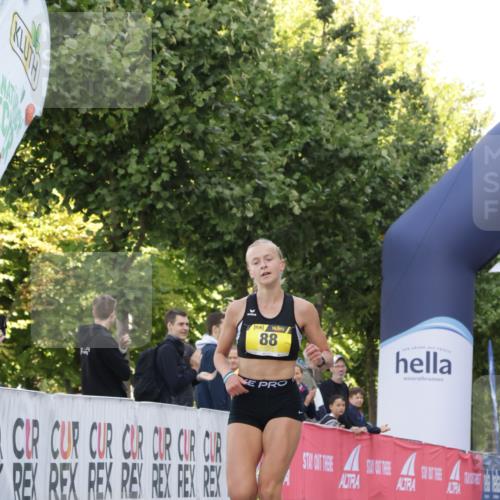06.09.2026 - CURREX Alsterlauf Yannick Fuchs http://msf.ph/oto/10229347 06.09.2026 11:18:54 Ziel 83, 88 meine-sportfotos.de