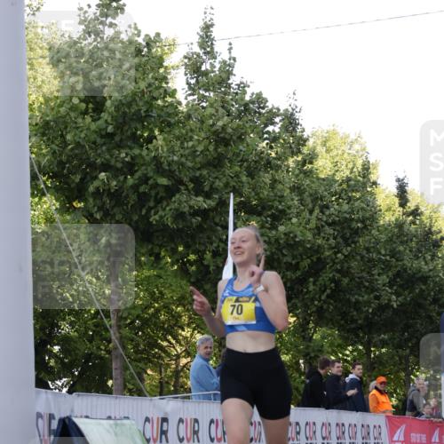 06.09.2026 - CURREX Alsterlauf Yannick Fuchs http://msf.ph/oto/10229382 06.09.2026 11:20:21 Ziel 70 meine-sportfotos.de
