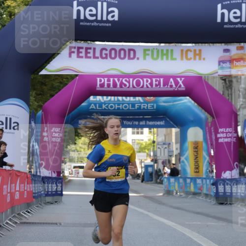 06.09.2026 - CURREX Alsterlauf Yannick Fuchs http://msf.ph/oto/10229395 06.09.2026 11:22:57 Ziel 82 meine-sportfotos.de