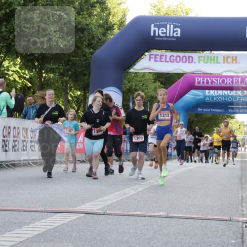 06.09.2026 - CURREX Alsterlauf Yannick Fuchs http://msf.ph/oto/10229447 06.09.2026 11:45:38 Ziel 1026, 1216, 1308, 1309, 1312, 1317 meine-sportfotos.de