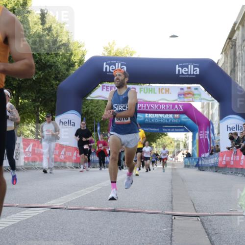 06.09.2026 - CURREX Alsterlauf Yannick Fuchs http://msf.ph/oto/10229455 06.09.2026 11:45:48 Ziel 1148, 1163, 1166, 1167, 1296, 1300, 1308, 1309, 5016 meine-sportfotos.de