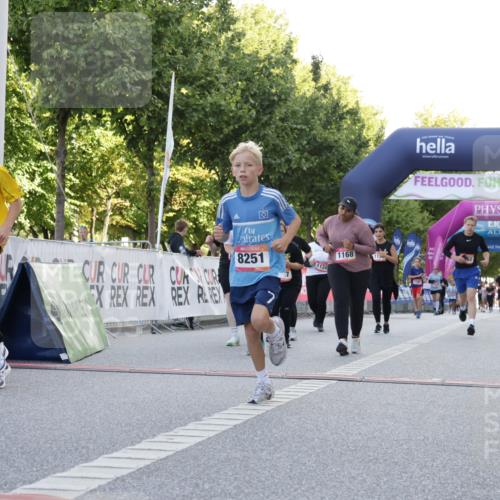 06.09.2026 - CURREX Alsterlauf Yannick Fuchs http://msf.ph/oto/10229502 06.09.2026 11:46:08 Ziel 1032, 1035, 1056, 1062, 1071, 1103, 1145, 1150, 1168, 1196, 1211, 1298, 1305, 1307, 3755, 8251, 8291, 8346 meine-sportfotos.de