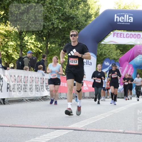 06.09.2026 - CURREX Alsterlauf Yannick Fuchs http://msf.ph/oto/10229526 06.09.2026 11:46:21 Ziel 1134, 1162, 1193, 8312 meine-sportfotos.de