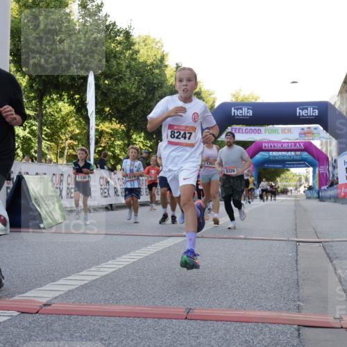 06.09.2026 - CURREX Alsterlauf Yannick Fuchs http://msf.ph/oto/10229544 06.09.2026 11:46:31 Ziel 1007, 1017, 1019, 1082, 1151, 1154, 1186, 1189, 1210, 1245, 1303, 1319, 1331, 8247, 8325, 8326 meine-sportfotos.de