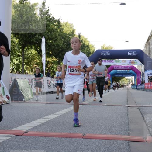 06.09.2026 - CURREX Alsterlauf Yannick Fuchs http://msf.ph/oto/10229545 06.09.2026 11:46:31 Ziel 1007, 1017, 1019, 1082, 1151, 1154, 1186, 1189, 1210, 1245, 1303, 1319, 1331, 8247, 8325, 8326 meine-sportfotos.de