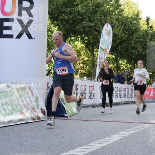 06.09.2026 - CURREX Alsterlauf Yannick Fuchs http://msf.ph/oto/10229558 06.09.2026 11:46:44 Ziel 1020, 1079, 1118, 1139, 1157, 8137, 8138, 8162 meine-sportfotos.de