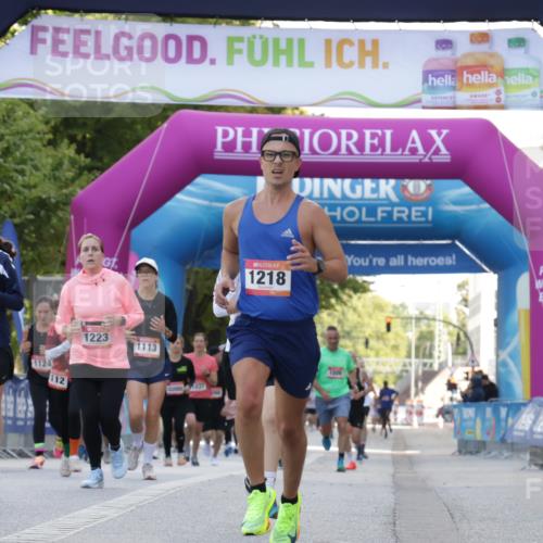 06.09.2026 - CURREX Alsterlauf Yannick Fuchs http://msf.ph/oto/10229607 06.09.2026 11:47:42 Ziel 1059, 1083, 1085, 1135, 1194, 1218, 1333, 8070, 8139 meine-sportfotos.de