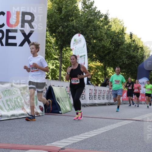 06.09.2026 - CURREX Alsterlauf Yannick Fuchs http://msf.ph/oto/10229617 06.09.2026 11:47:54 Ziel 1006, 1009, 1018, 1037, 1038, 1068, 1069, 1124, 1223, 1281, 1287, 8018 meine-sportfotos.de