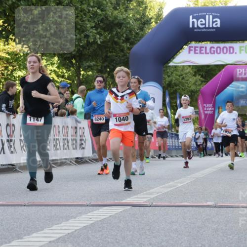 06.09.2026 - CURREX Alsterlauf Yannick Fuchs http://msf.ph/oto/10229646 06.09.2026 11:48:26 Ziel 1034, 1040, 1104, 1147, 1164, 1190, 1219, 1244, 1293, 1325, 8239, 8240 meine-sportfotos.de