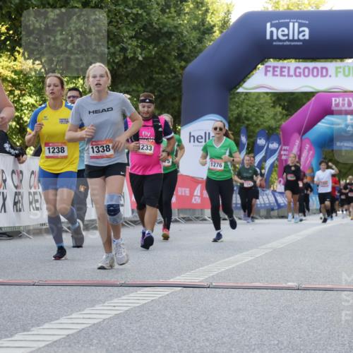 06.09.2026 - CURREX Alsterlauf Yannick Fuchs http://msf.ph/oto/10229690 06.09.2026 11:48:48 Ziel 1073, 1096, 1097, 1184, 1185, 1222, 1231, 1233, 1238, 1247, 1260, 1265, 1272, 1275, 1276, 1280, 1326, 1337, 1338, 8110 meine-sportfotos.de