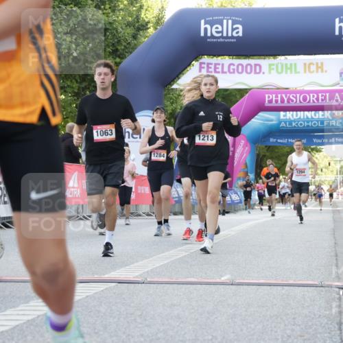 06.09.2026 - CURREX Alsterlauf Yannick Fuchs http://msf.ph/oto/10229744 06.09.2026 11:49:14 Ziel 1063, 1078, 1155, 1156, 1213, 1284, 1285, 1286, 1288, 1294, 1295, 1318, 8042, 8103, 8261 meine-sportfotos.de