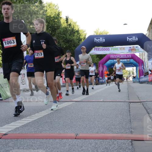 06.09.2026 - CURREX Alsterlauf Yannick Fuchs http://msf.ph/oto/10229755 06.09.2026 11:49:16 Ziel 1063, 1072, 1078, 1155, 1156, 1213, 1284, 1285, 1286, 1288, 1294, 1295, 1318, 8042, 8103, 8245, 8261 meine-sportfotos.de