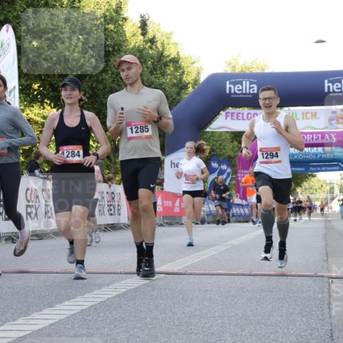 06.09.2026 - CURREX Alsterlauf Yannick Fuchs http://msf.ph/oto/10229761 06.09.2026 11:49:18 Ziel 1063, 1072, 1078, 1155, 1156, 1172, 1213, 1216, 1284, 1285, 1286, 1288, 1294, 1295, 1318, 8245, 8261 meine-sportfotos.de