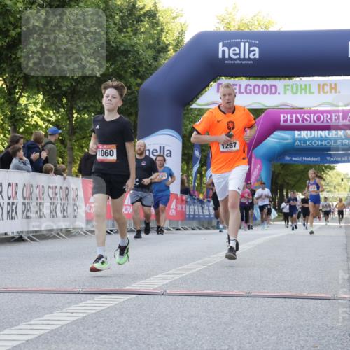 06.09.2026 - CURREX Alsterlauf Yannick Fuchs http://msf.ph/oto/10229774 06.09.2026 11:49:24 Ziel 1060, 1072, 1078, 1172, 1216, 1267, 1284, 1285, 1286, 1288, 1294, 8245 meine-sportfotos.de