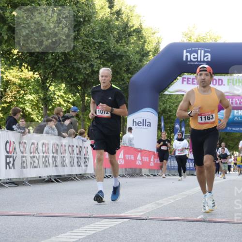 06.09.2026 - CURREX Alsterlauf Yannick Fuchs http://msf.ph/oto/10229821 06.09.2026 11:49:43 Ziel 1012, 1163, 1249, 1251, 1328, 1339, 8185 meine-sportfotos.de