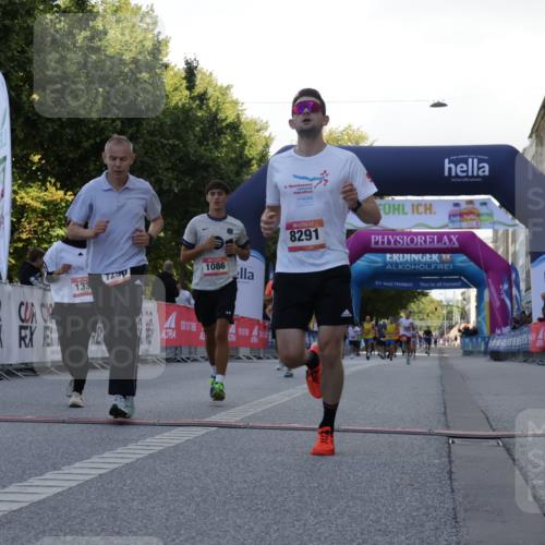 06.09.2026 - CURREX Alsterlauf Yannick Fuchs http://msf.ph/oto/10229833 06.09.2026 11:49:51 Ziel 1004, 1012, 1086, 1101, 1144, 1163, 1290, 1335, 8291 meine-sportfotos.de
