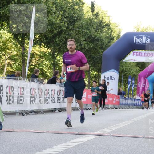 06.09.2026 - CURREX Alsterlauf Yannick Fuchs http://msf.ph/oto/10229912 06.09.2026 11:50:41 Ziel 1036, 1084, 1149, 1174, 1299, 1344, 8090, 8136 meine-sportfotos.de