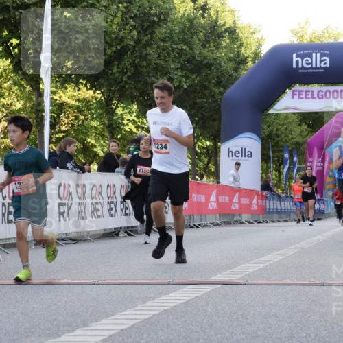 06.09.2026 - CURREX Alsterlauf Yannick Fuchs http://msf.ph/oto/10229917 06.09.2026 11:50:45 Ziel 1149, 1157, 1199, 1234, 1299, 8090 meine-sportfotos.de