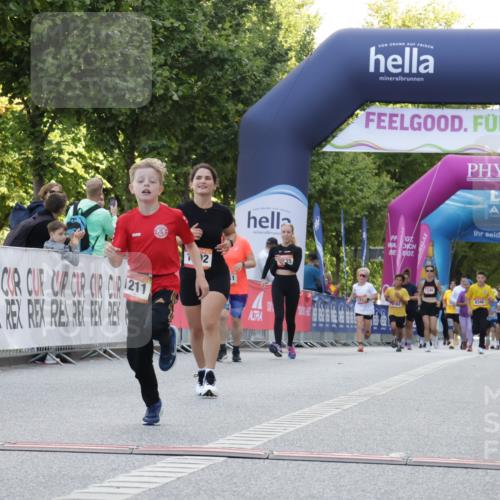 06.09.2026 - CURREX Alsterlauf Yannick Fuchs http://msf.ph/oto/10229931 06.09.2026 11:50:54 Ziel 1157, 1199, 1211, 1234, 1302 meine-sportfotos.de