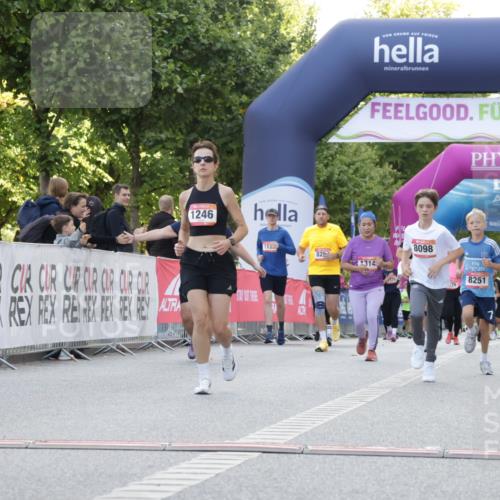 06.09.2026 - CURREX Alsterlauf Yannick Fuchs http://msf.ph/oto/10229948 06.09.2026 11:51:06 Ziel 1235, 1241, 1246, 1296, 8098, 8162, 8251, 8346 meine-sportfotos.de