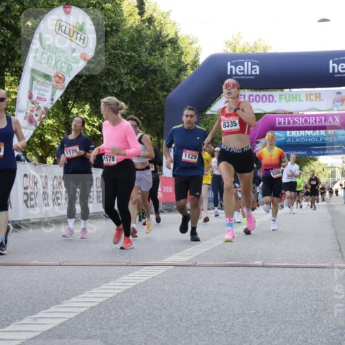 06.09.2026 - CURREX Alsterlauf Yannick Fuchs http://msf.ph/oto/10229970 06.09.2026 11:51:19 Ziel 1032, 1035, 1079, 1103, 1129, 1178, 1179, 1180, 1182, 1300, 1314, 4444, 8184, 8208, 8285, 8312, 8335 meine-sportfotos.de