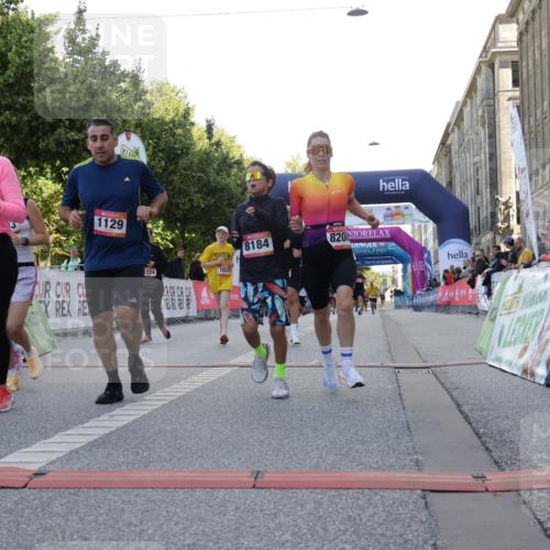 06.09.2026 - CURREX Alsterlauf Yannick Fuchs http://msf.ph/oto/10229979 06.09.2026 11:51:22 Ziel 1032, 1035, 1079, 1103, 1129, 1148, 1178, 1179, 1180, 1224, 1300, 4444, 8047, 8184, 8208, 8335 meine-sportfotos.de
