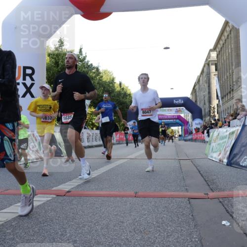 06.09.2026 - CURREX Alsterlauf Yannick Fuchs http://msf.ph/oto/10229985 06.09.2026 11:51:25 Ziel 1032, 1035, 1103, 1129, 1148, 1178, 1179, 1180, 1224, 1300, 1301, 1343, 8047, 8172, 8184, 8208, 8335 meine-sportfotos.de