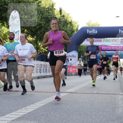 06.09.2026 - CURREX Alsterlauf Yannick Fuchs http://msf.ph/oto/10230022 06.09.2026 11:51:42 Ziel 1029, 1056, 1083, 1089, 1090, 1135, 1158, 1162, 1194, 1226, 1257, 1315, 1345, 8159, 8327 meine-sportfotos.de