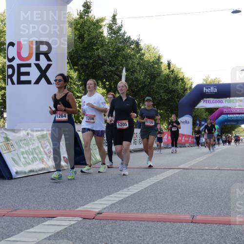 06.09.2026 - CURREX Alsterlauf Yannick Fuchs http://msf.ph/oto/10230086 06.09.2026 11:52:17 Ziel 1059, 1120, 1186, 1205, 1206, 1210, 1215, 1244, 1266, 1304, 1330 meine-sportfotos.de