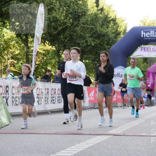06.09.2026 - CURREX Alsterlauf Yannick Fuchs http://msf.ph/oto/10230092 06.09.2026 11:52:20 Ziel 1009, 1059, 1120, 1186, 1205, 1206, 1215, 1244, 1266, 1304 meine-sportfotos.de
